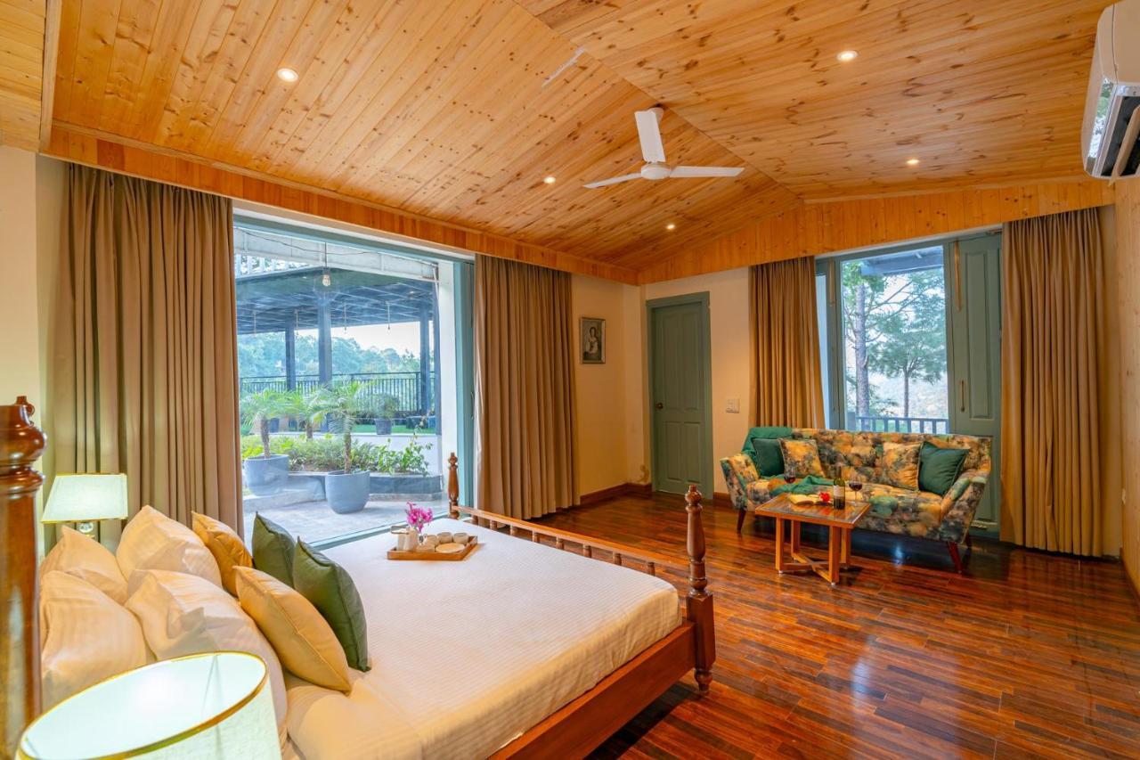 Stayvista At Aykon Estate - Modern Interiors, Views 卡绍利 外观 照片