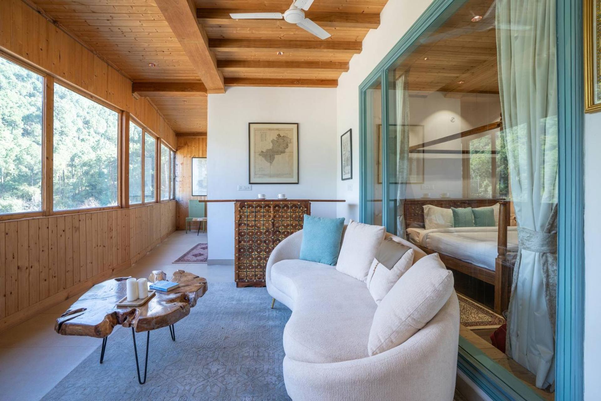 Stayvista At Aykon Estate - Modern Interiors, Views 卡绍利 客房 照片